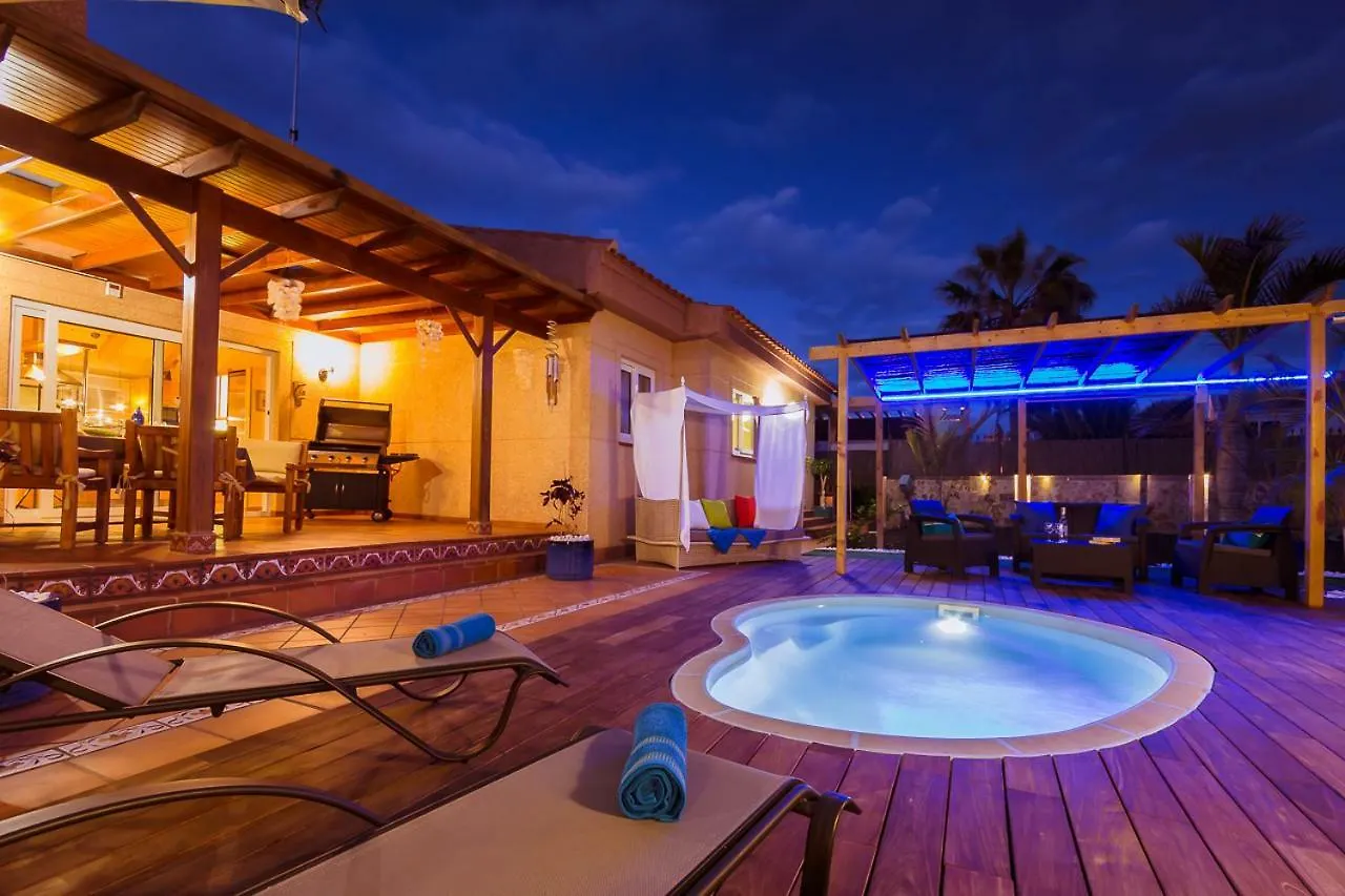 Villa Hibiscus Centrum Corralejo Beach Private Pool Family