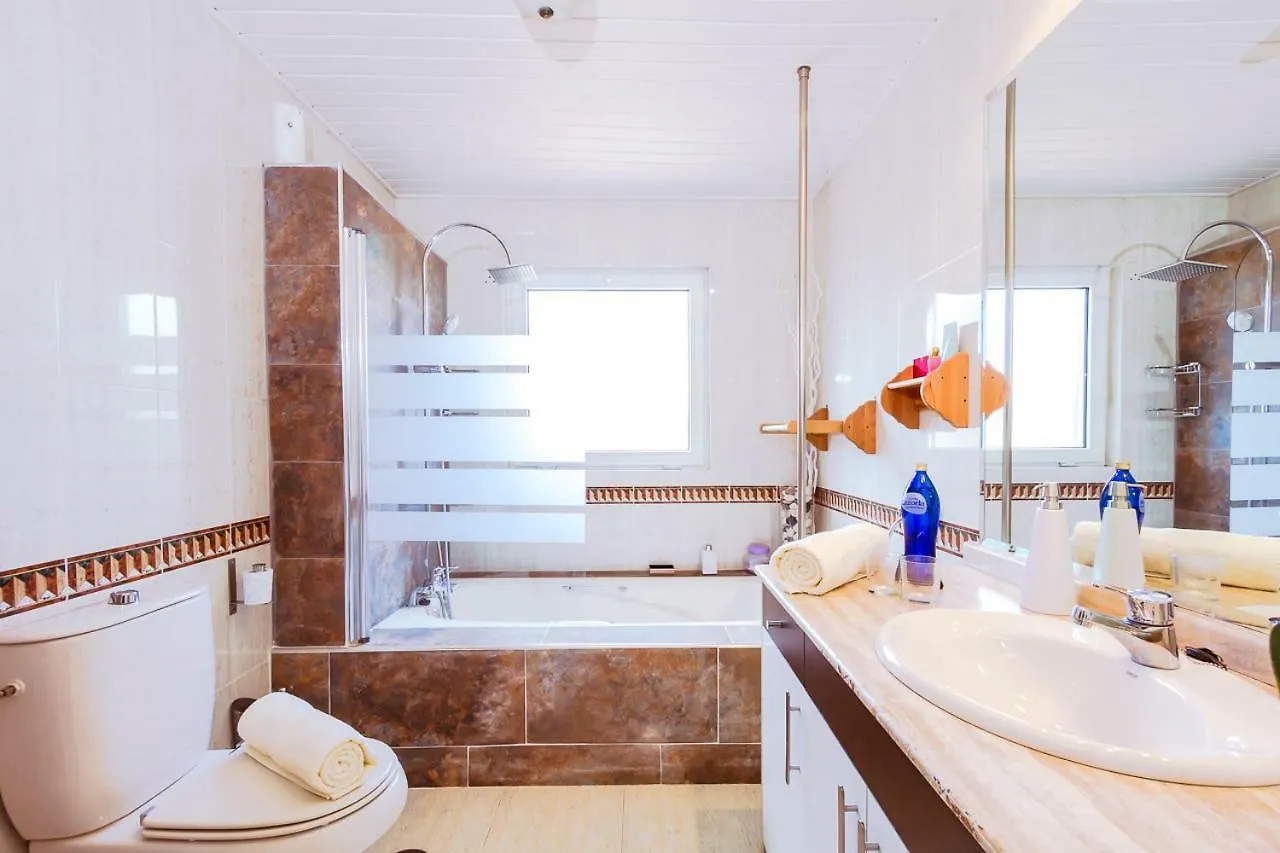 Villa Hibiscus Centrum Corralejo Beach Private Pool Family